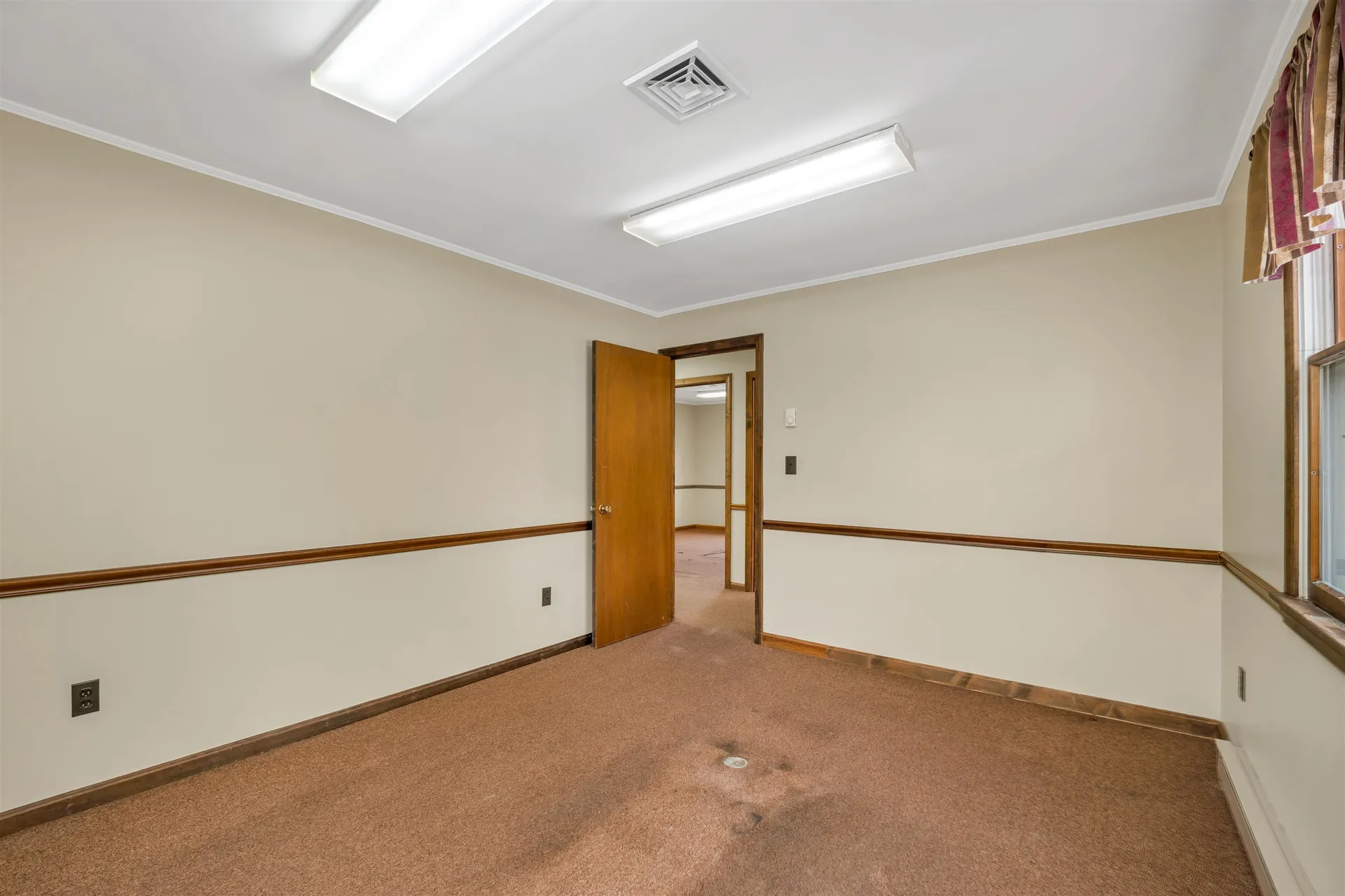 736 Hartford Avenue Hartford VT 05001