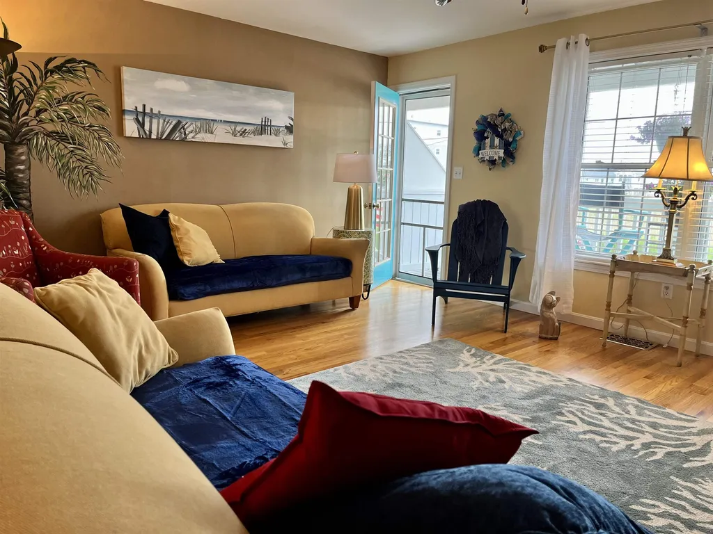 530 High Street Hampton NH 03842