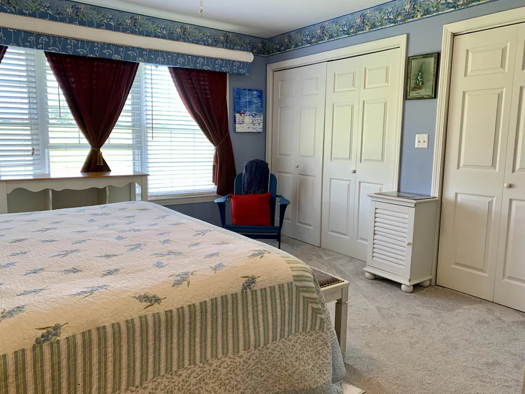530 High Street Hampton NH 03842