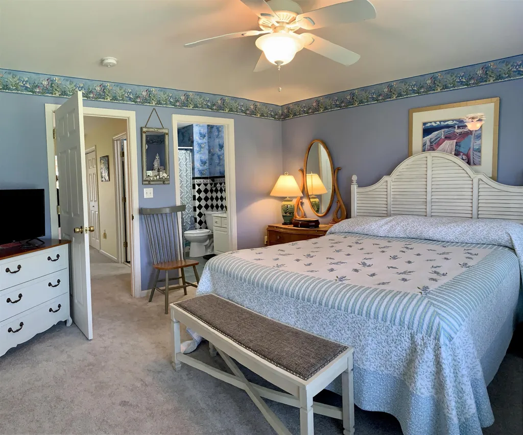 530 High Street Hampton NH 03842