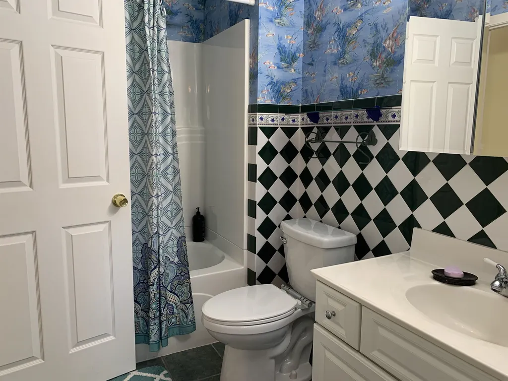 530 High Street Hampton NH 03842