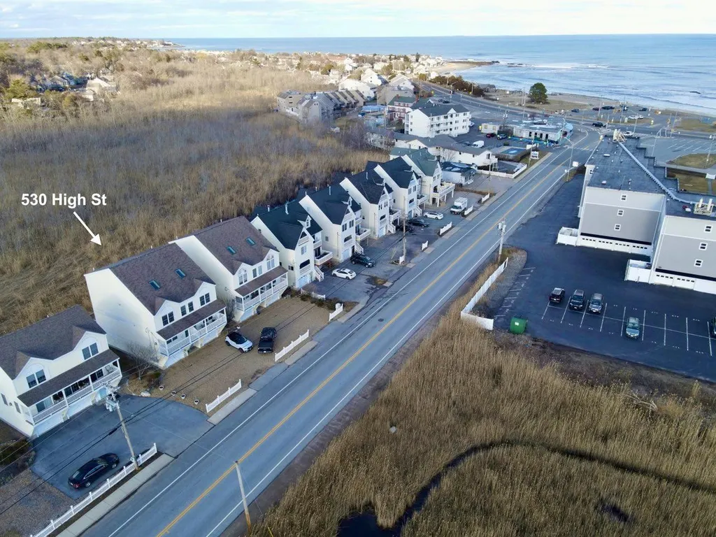 530 High Street Hampton NH 03842