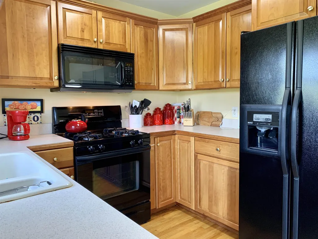 530 High Street Hampton NH 03842