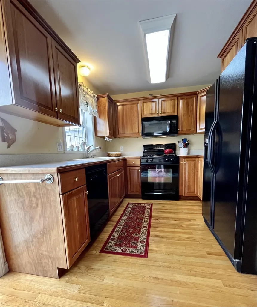 530 High Street Hampton NH 03842