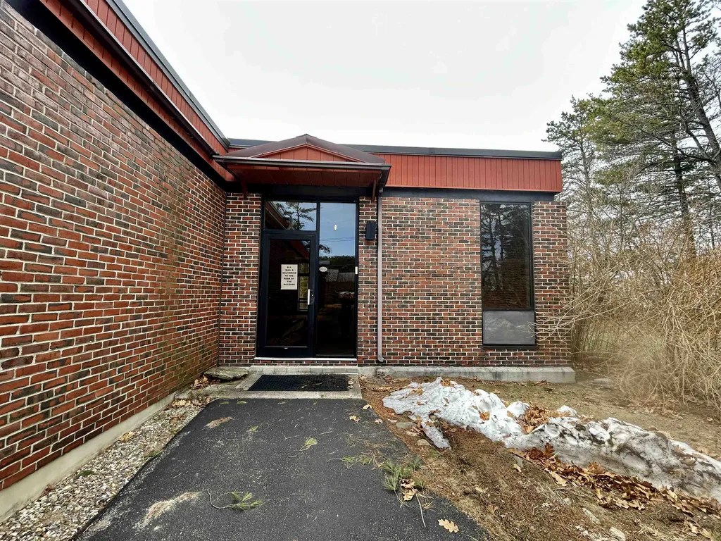 128 Airport Road Concord NH 03301