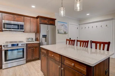 235 Skimobile Road Conway NH 03860