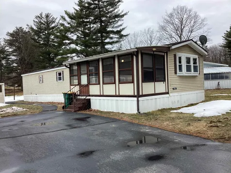101 Gooseberry Circle Rochester NH 03867