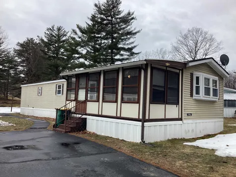 101 Gooseberry Circle Rochester NH 03867