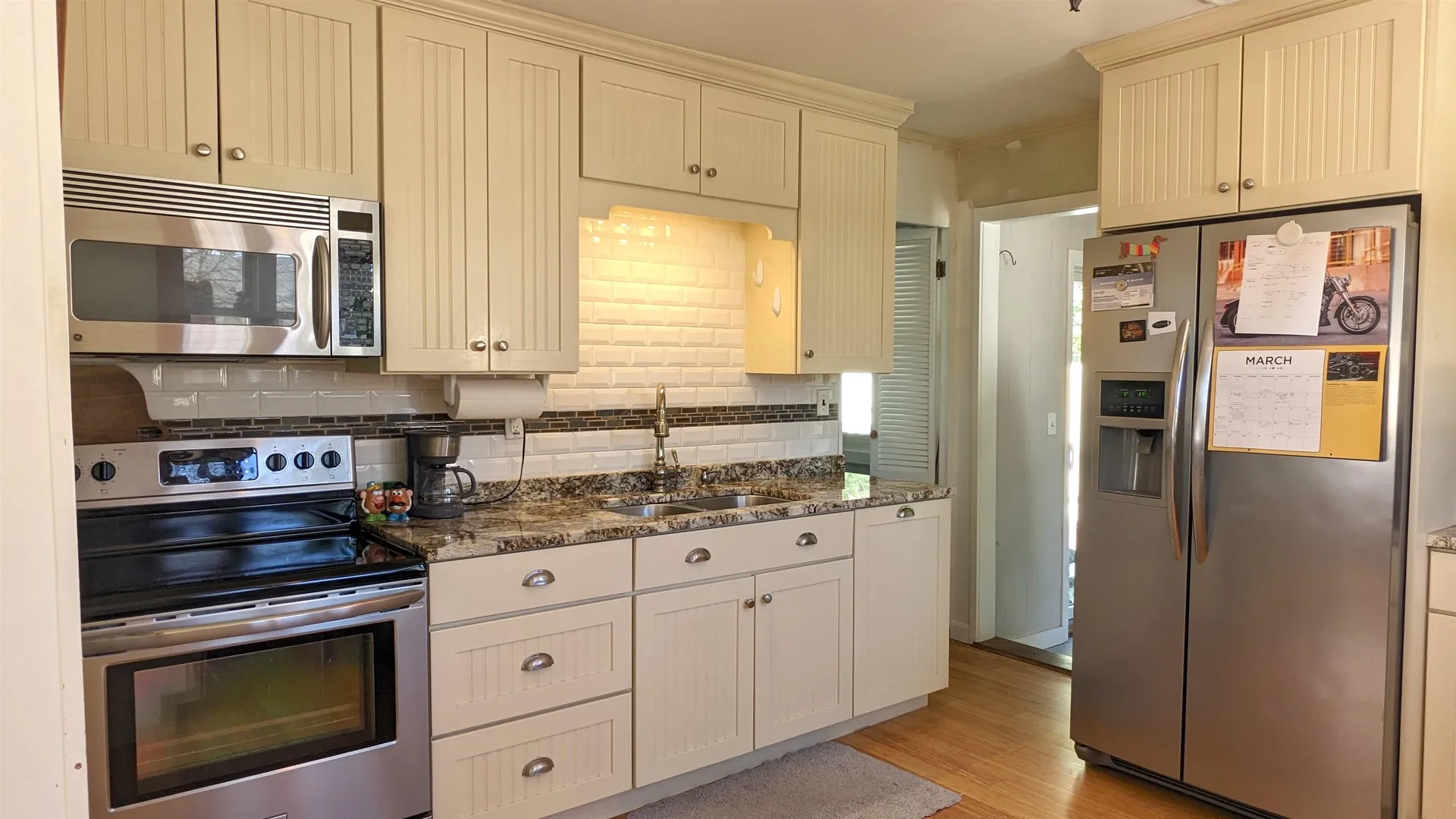 17 Rundlett Street Concord NH 03301