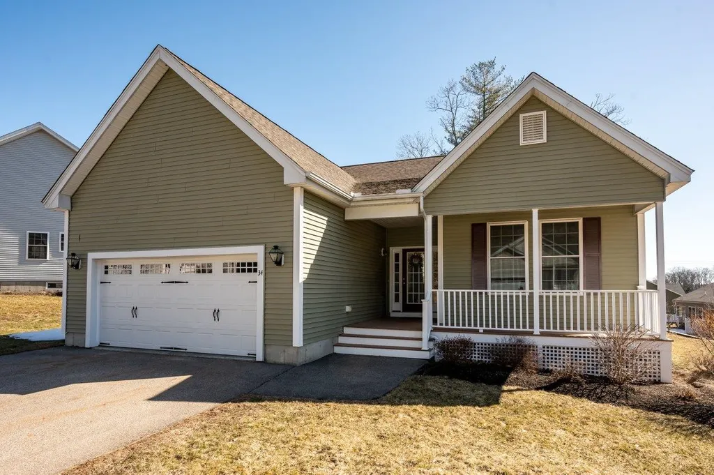 34 Cielo Drive Dover NH 03820