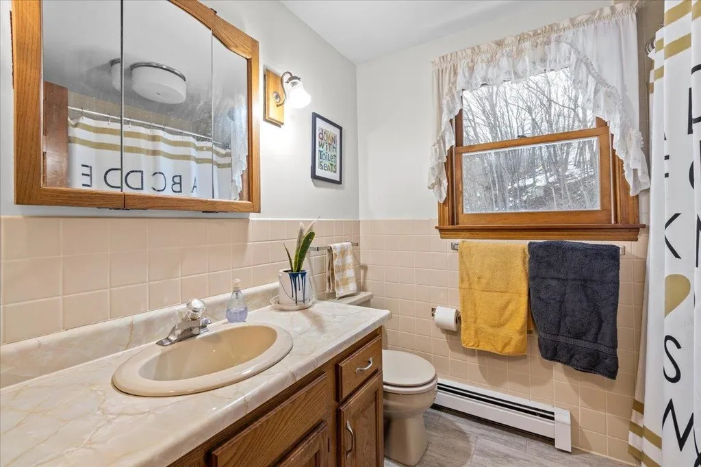 10 Discovery Road Essex VT 05452