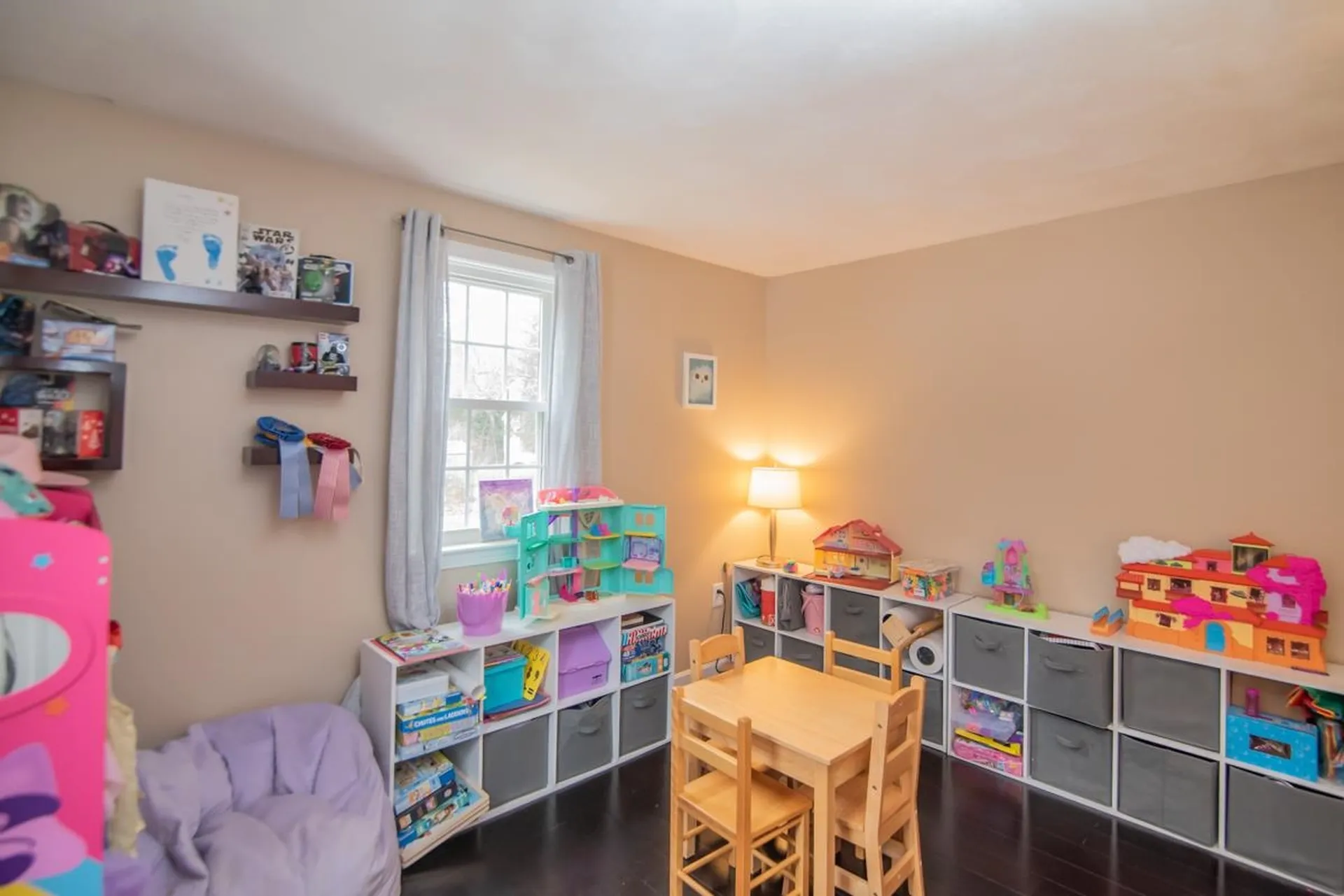 8 Lee Circle Derry NH 03038