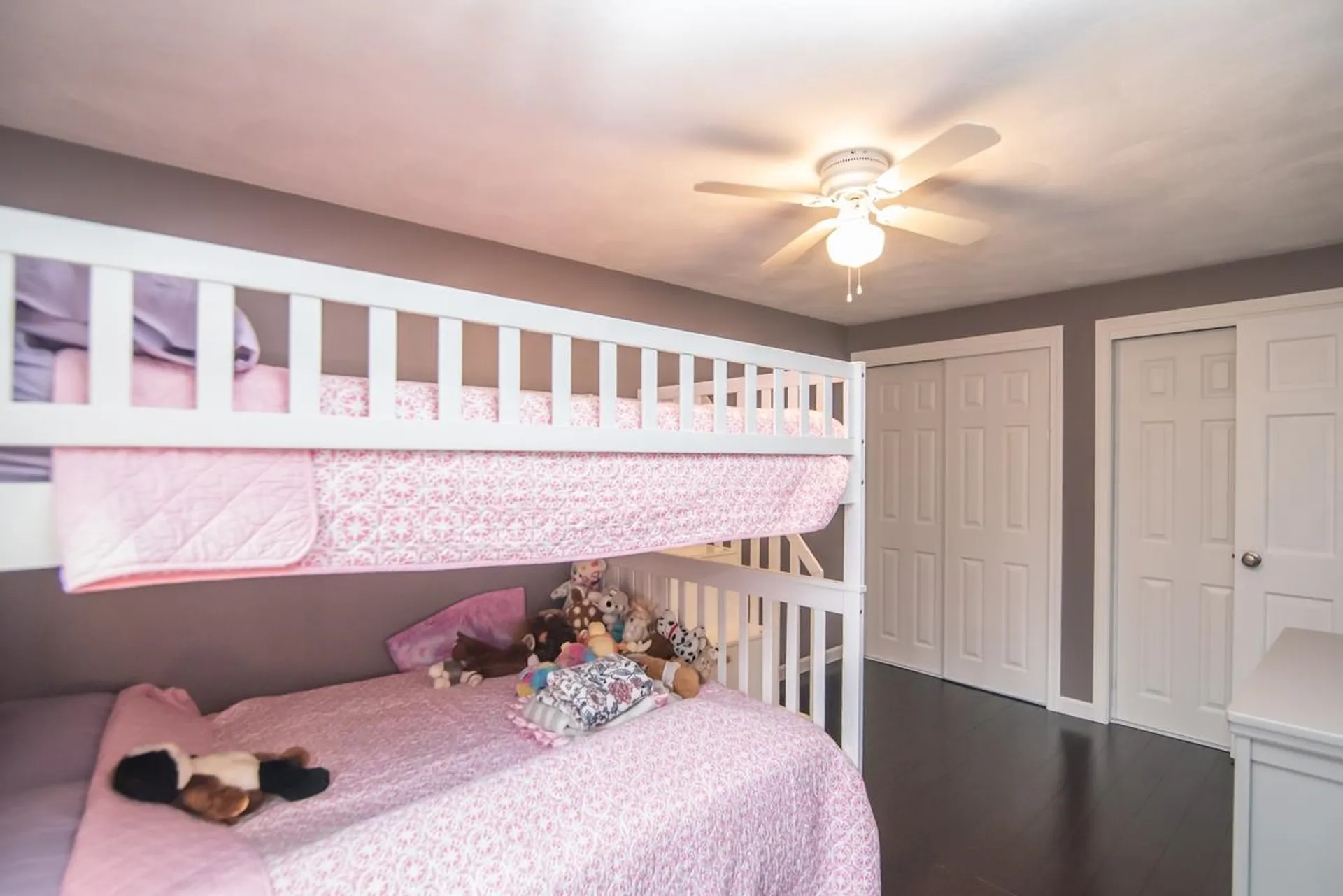 8 Lee Circle Derry NH 03038