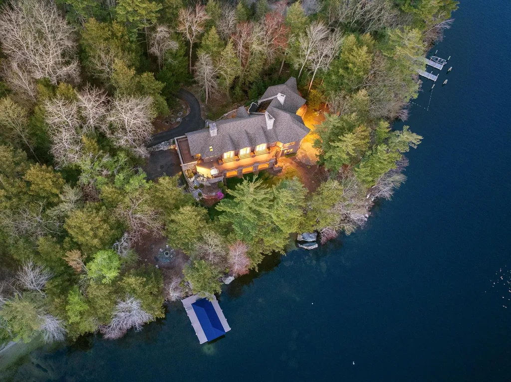 14 Clement Road Moultonborough NH 03254