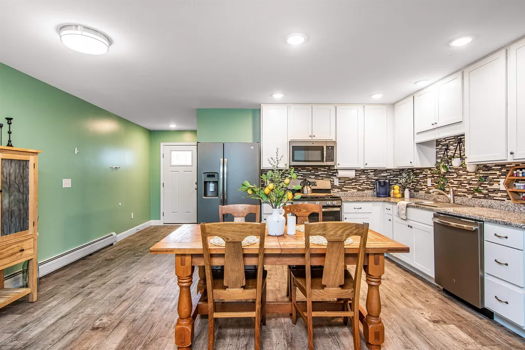 19 East Road Fairfax VT 05454
