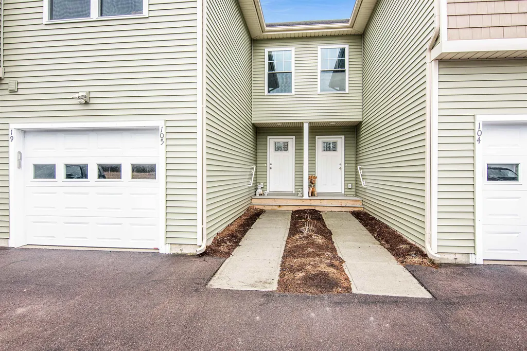 19 East Road Fairfax VT 05454