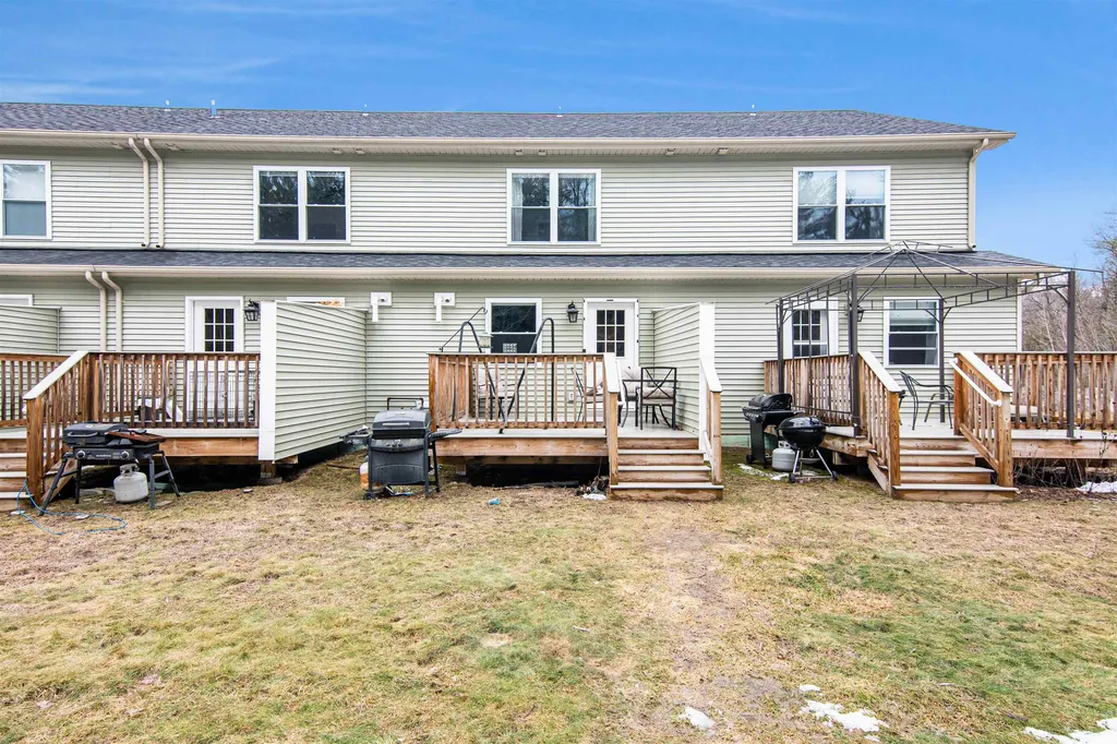 19 East Road Fairfax VT 05454