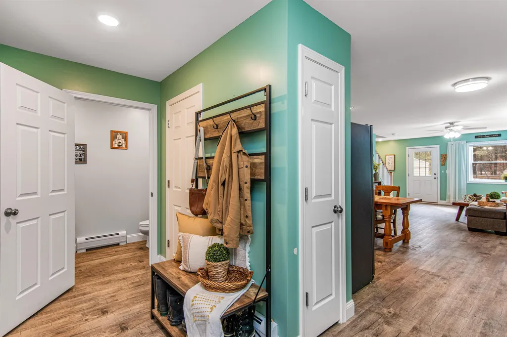 19 East Road Fairfax VT 05454