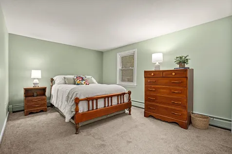 11 Deer Run Circle Kingston NH 03848