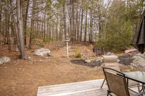 11 Deer Run Circle Kingston NH 03848