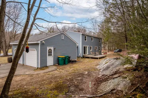 11 Deer Run Circle Kingston NH 03848