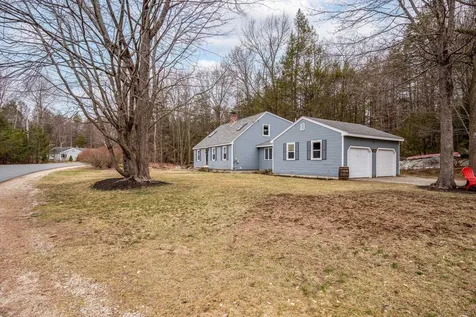 11 Deer Run Circle Kingston NH 03848