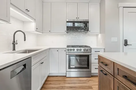 243 Skimobile Road Conway NH 03860