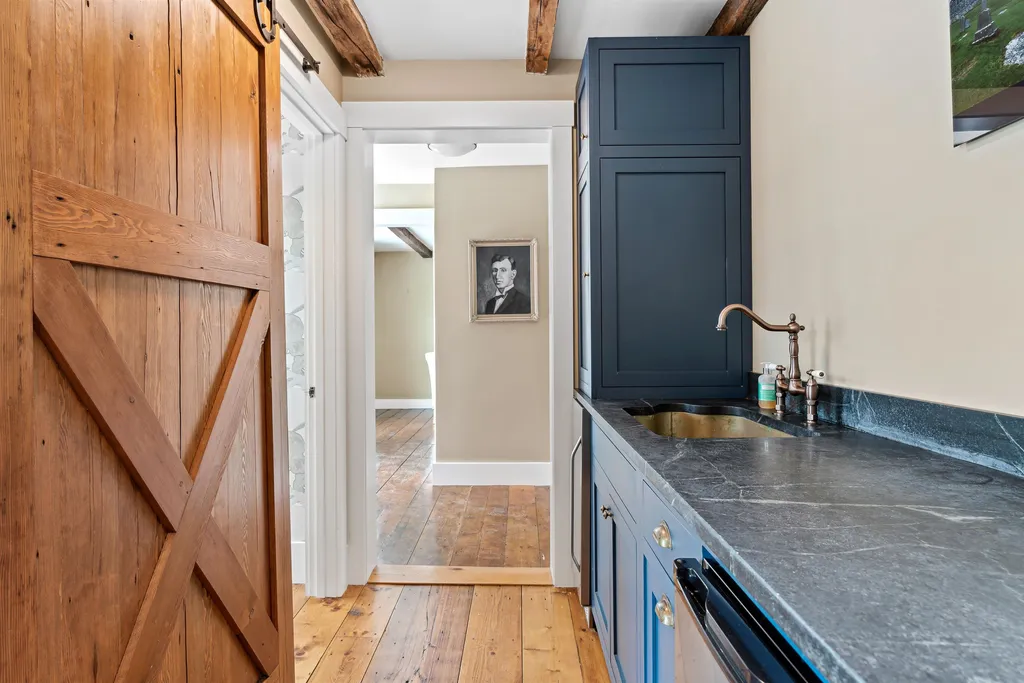 2000 High Pastures Road Pomfret VT 05053