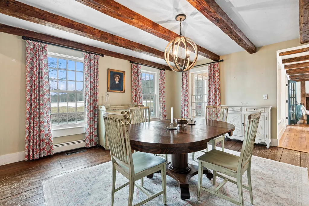 2000 High Pastures Road Pomfret VT 05053