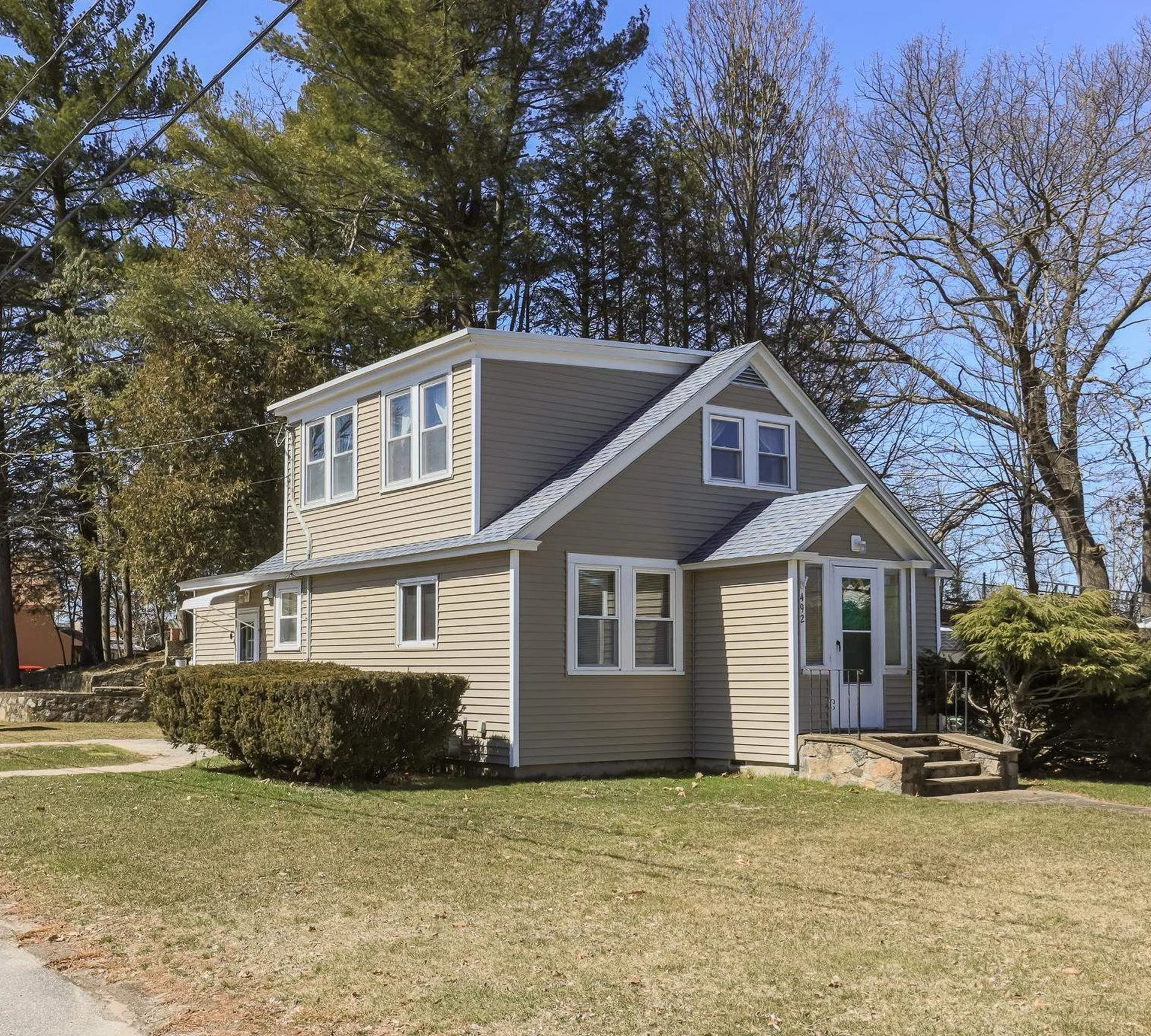 492 Brown Avenue Manchester NH 03103