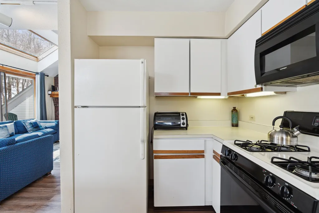 91 East Glade Road Killington VT 05751