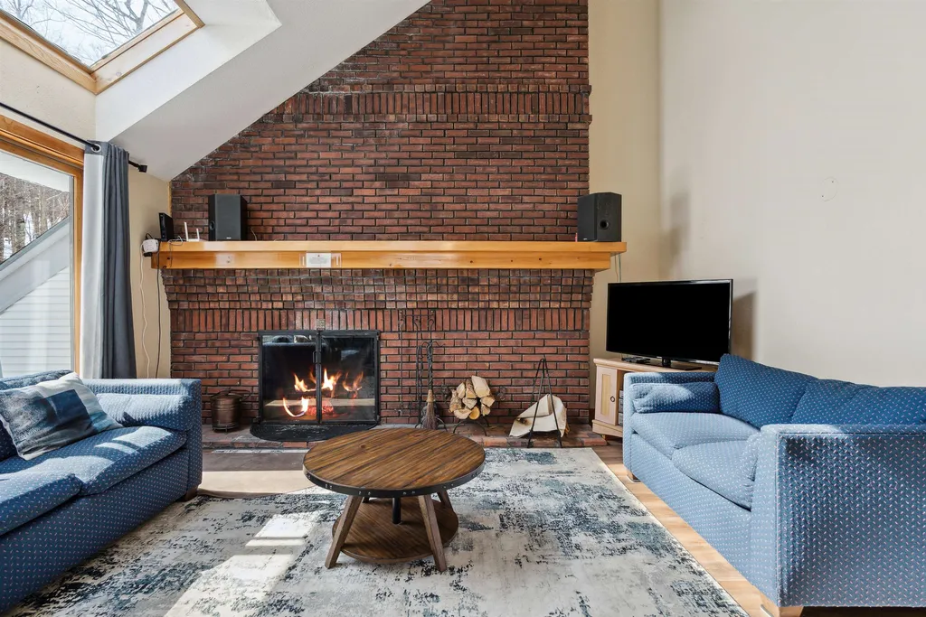 91 East Glade Road Killington VT 05751