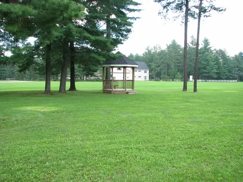 26 Logan Way Ossipee NH 03890