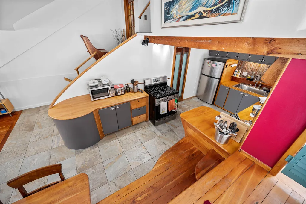 16 Dimetro Road Warren VT 05674