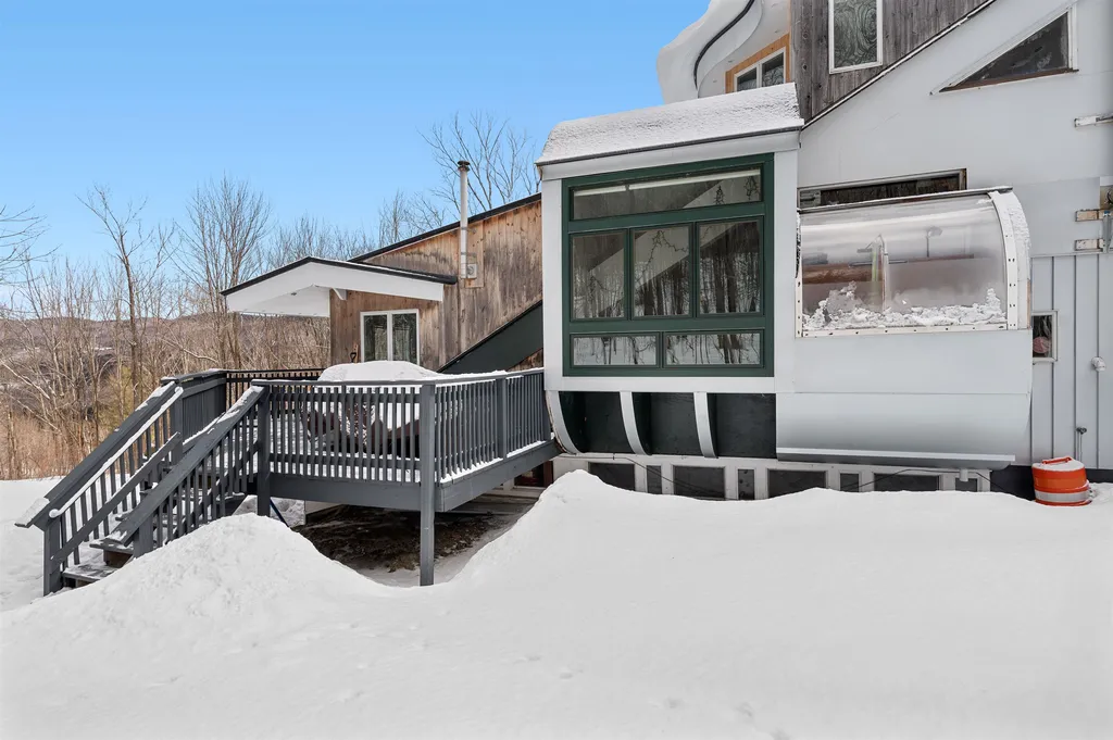 16 Dimetro Road Warren VT 05674