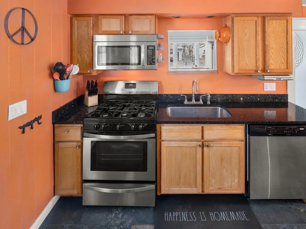 2553 Malletts Bay Avenue Colchester VT 05446