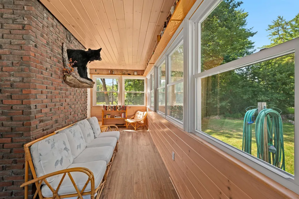 416 Weirs Road Gilford NH 03249