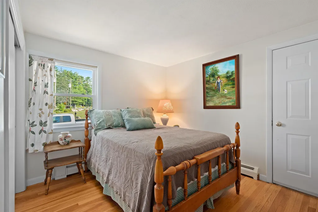 416 Weirs Road Gilford NH 03249