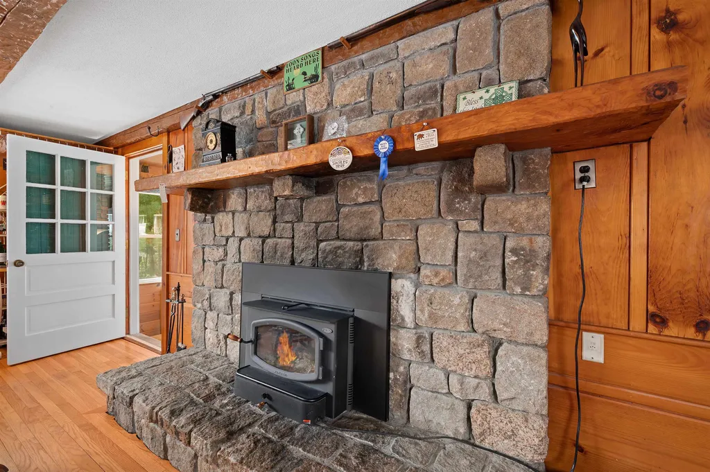 416 Weirs Road Gilford NH 03249
