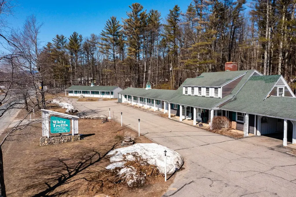 3245 White Mount Highway Conway NH 03860