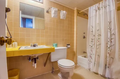 3245 White Mount Highway Conway NH 03860