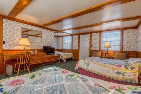 3245 White Mount Highway Conway NH 03860