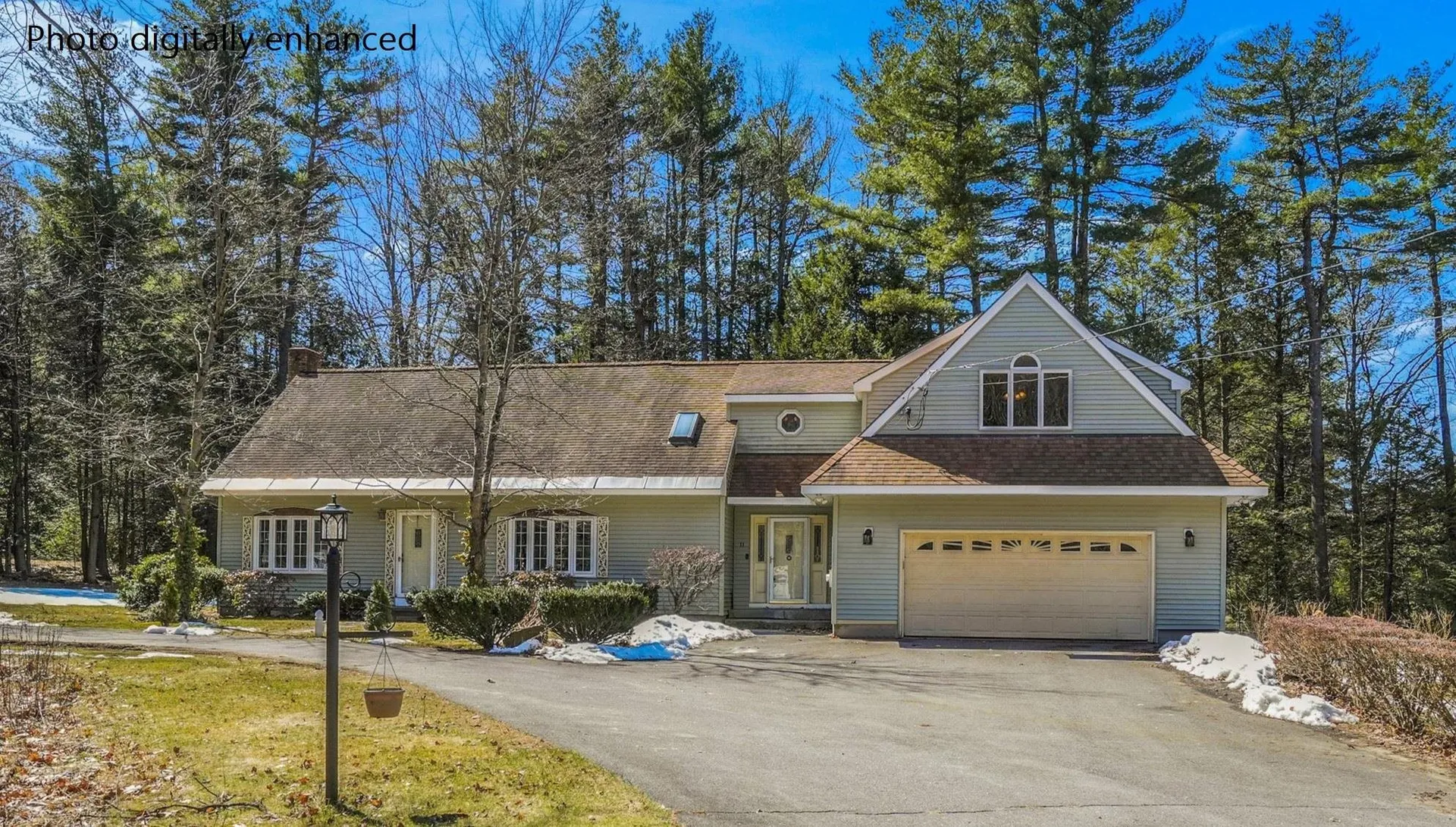 11 Courtland Avenue Litchfield NH 03052