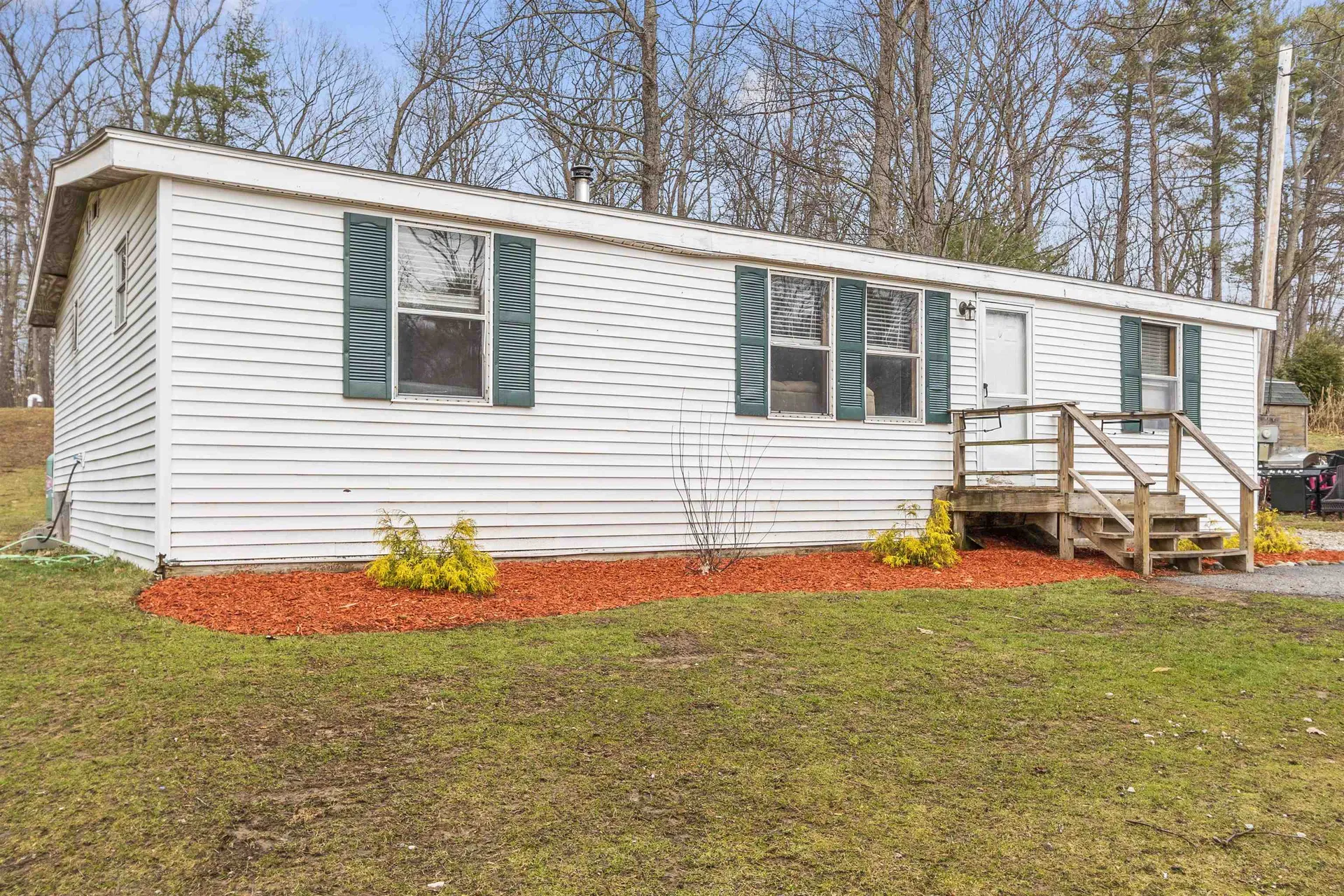 56 Squire Ridge Road Hampstead NH 03841