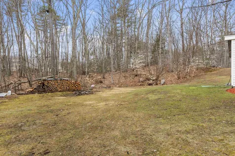 56 Squire Ridge Road Hampstead NH 03841