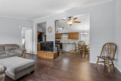 56 Squire Ridge Road Hampstead NH 03841
