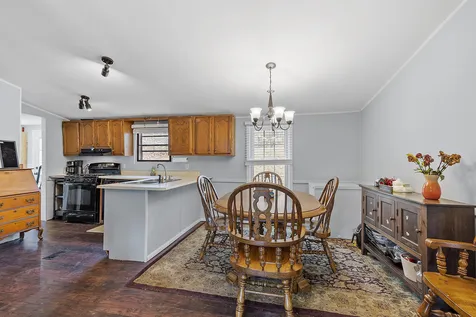 56 Squire Ridge Road Hampstead NH 03841