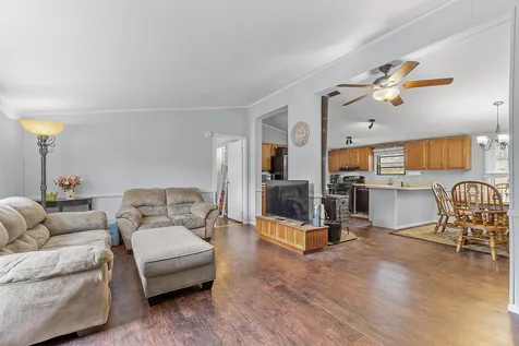 56 Squire Ridge Road Hampstead NH 03841