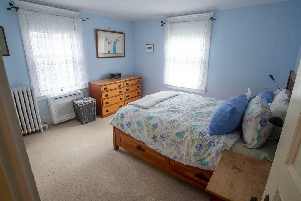 7 Clarendon Avenue Montpelier VT 05602