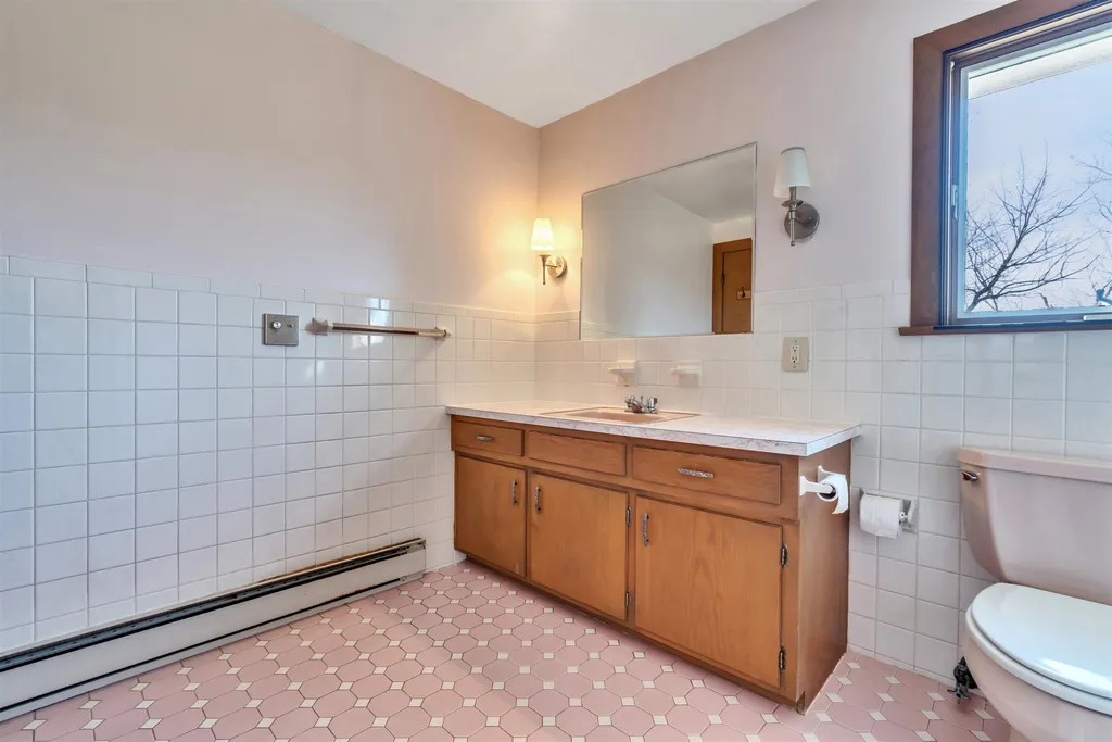 20 Sligo Road Rollinsford NH 03869